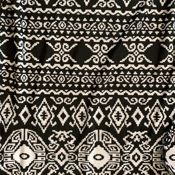 Charlie Paige Maxi Dress - Picture 6 of 10